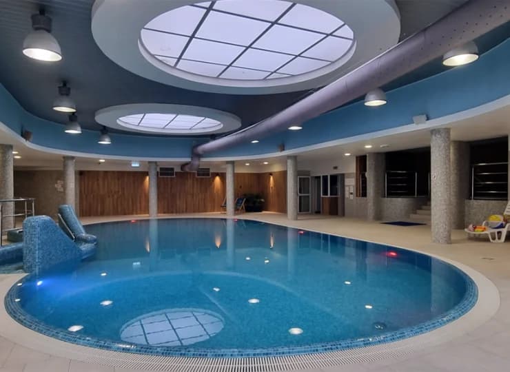 Hotel z basenem nad Bałtykiem pozwala się odprężyć niezależnie od pogody